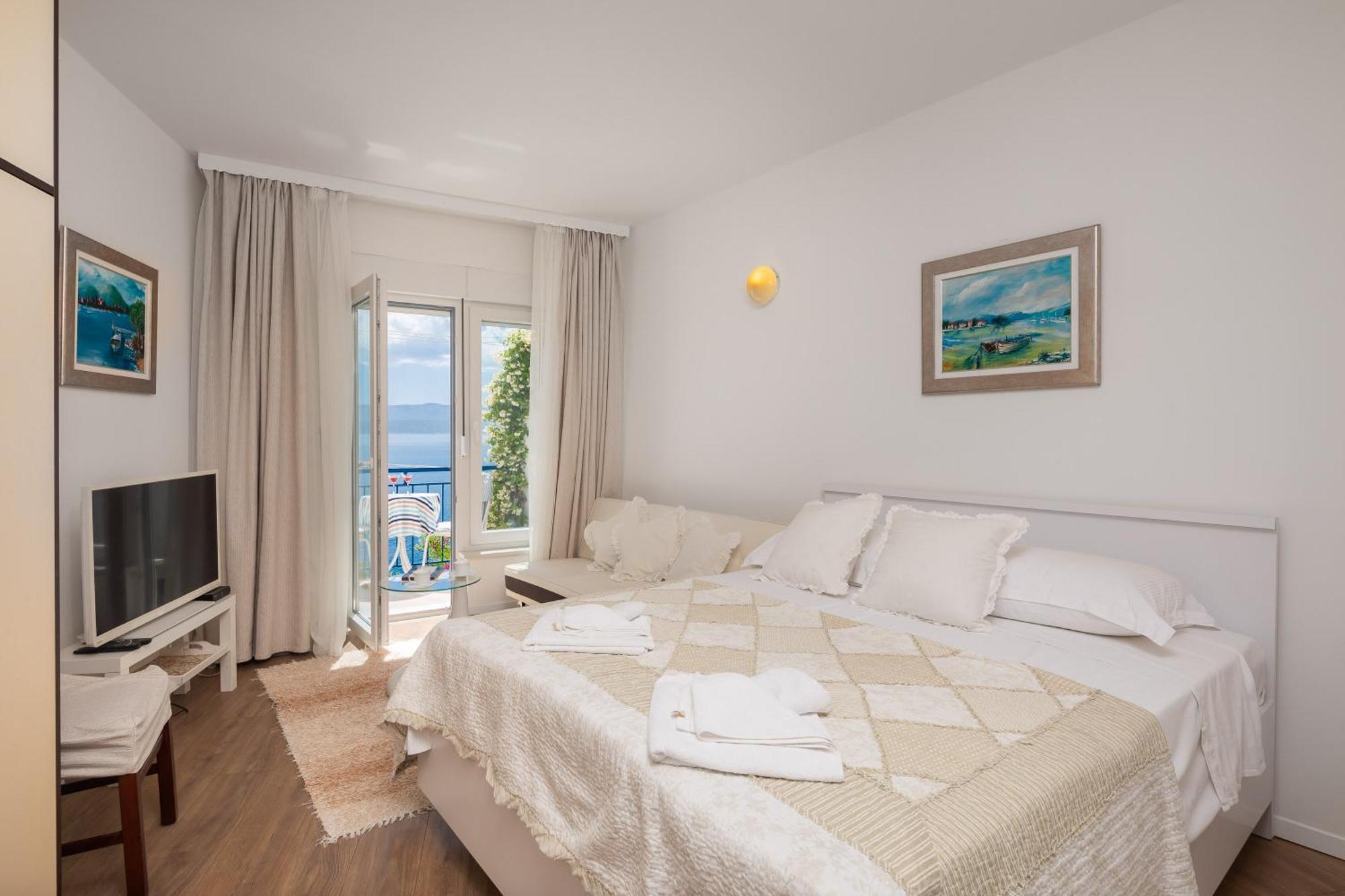 Caleta Seaview Suites II - Pool & Jacuzzi Lokva Rogoznica Dış mekan fotoğraf