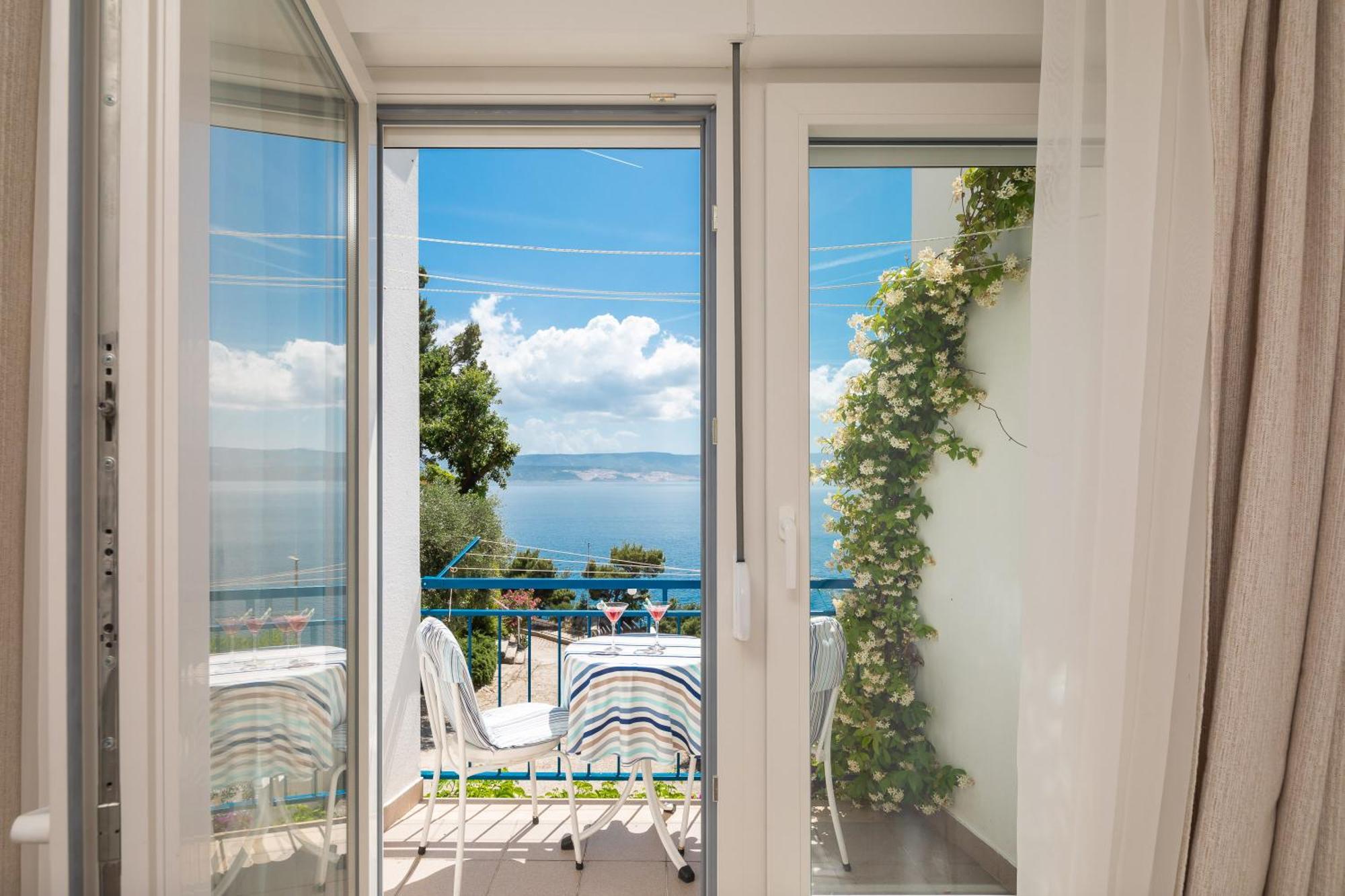 Caleta Seaview Suites II - Pool & Jacuzzi Lokva Rogoznica Dış mekan fotoğraf