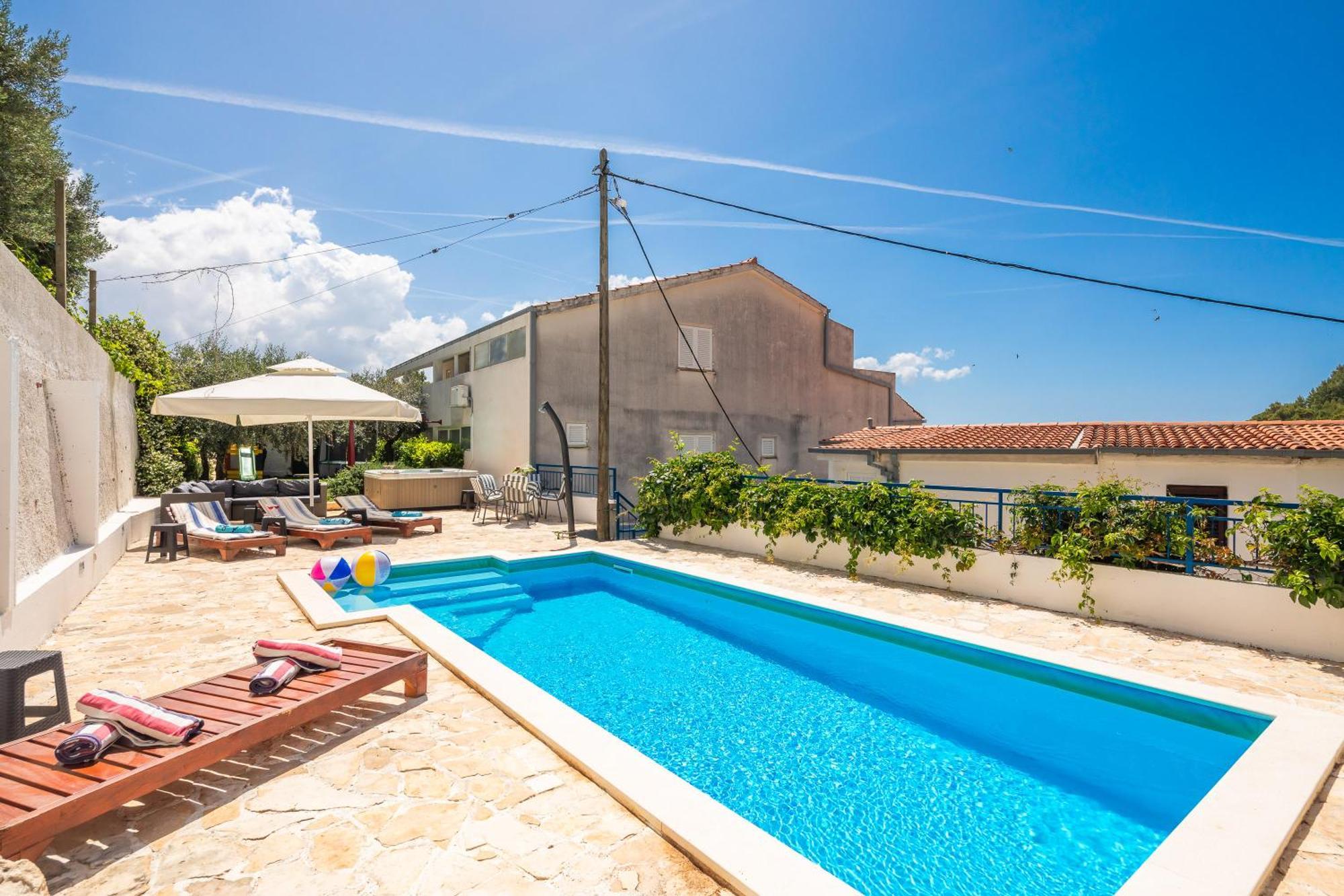 Caleta Seaview Suites II - Pool & Jacuzzi Lokva Rogoznica Dış mekan fotoğraf