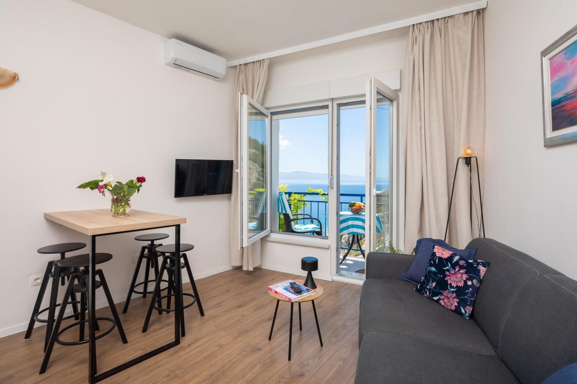 Caleta Seaview Suites II - Pool & Jacuzzi Lokva Rogoznica Dış mekan fotoğraf